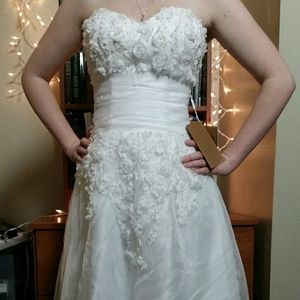 Tea length floral pattern wedding dress